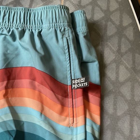 Billabong Board short - Picture 3 of 5
